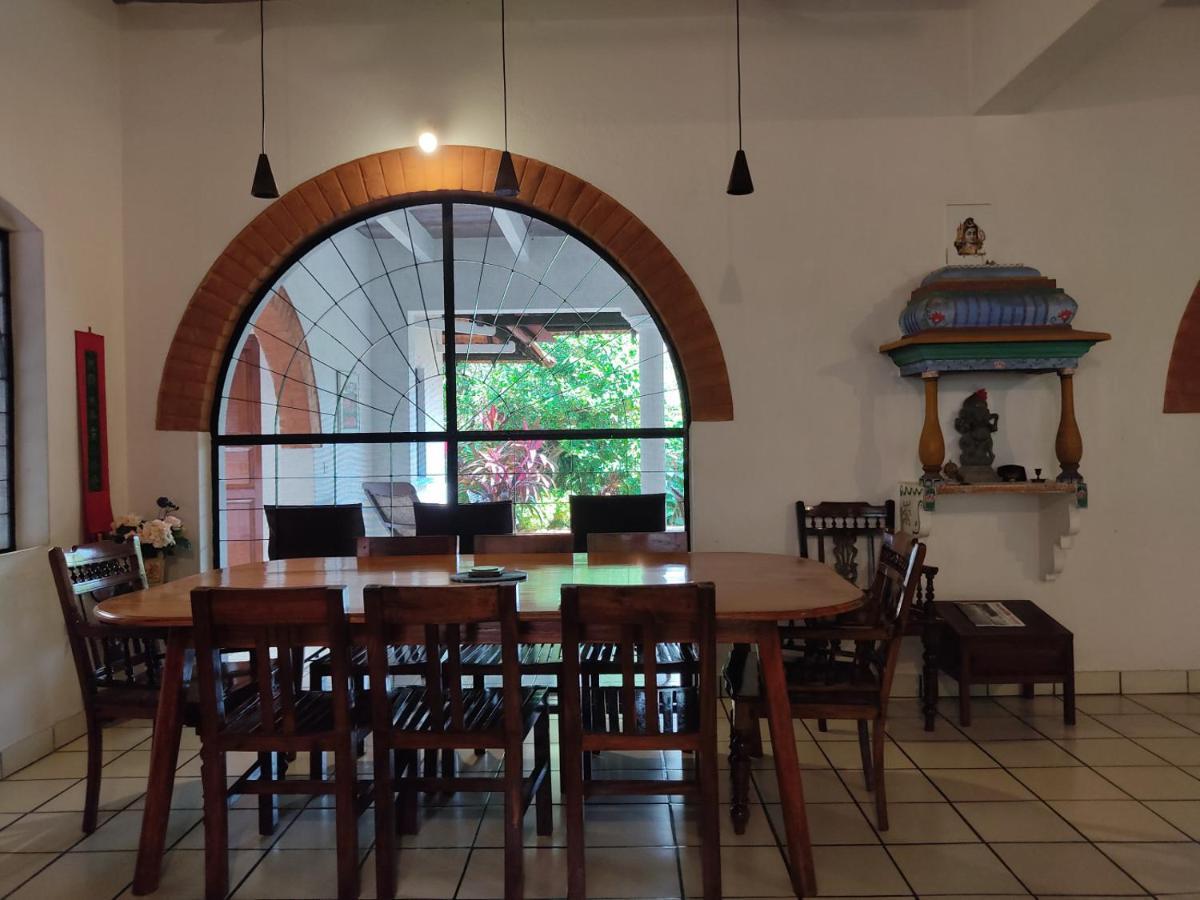 Gaia'S Garden Guest House Auroville Luaran gambar