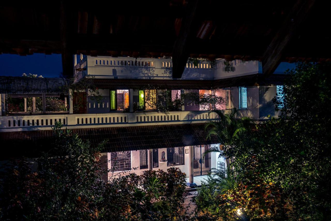 Gaia'S Garden Guest House Auroville Luaran gambar