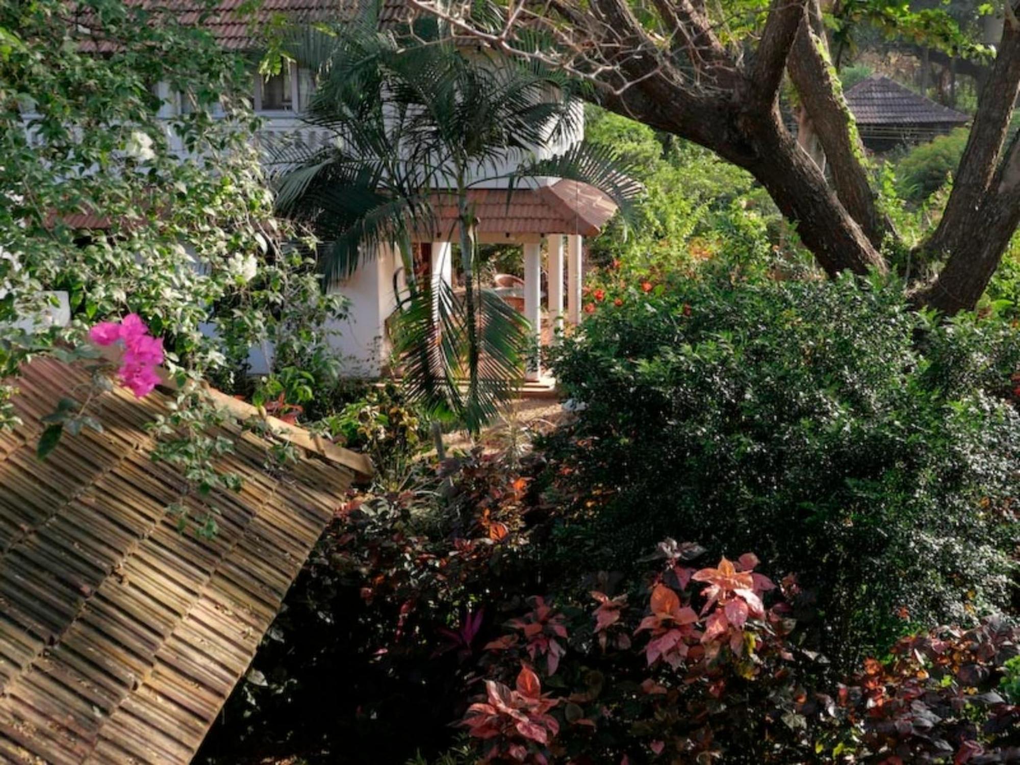 Gaia'S Garden Guest House Auroville Luaran gambar