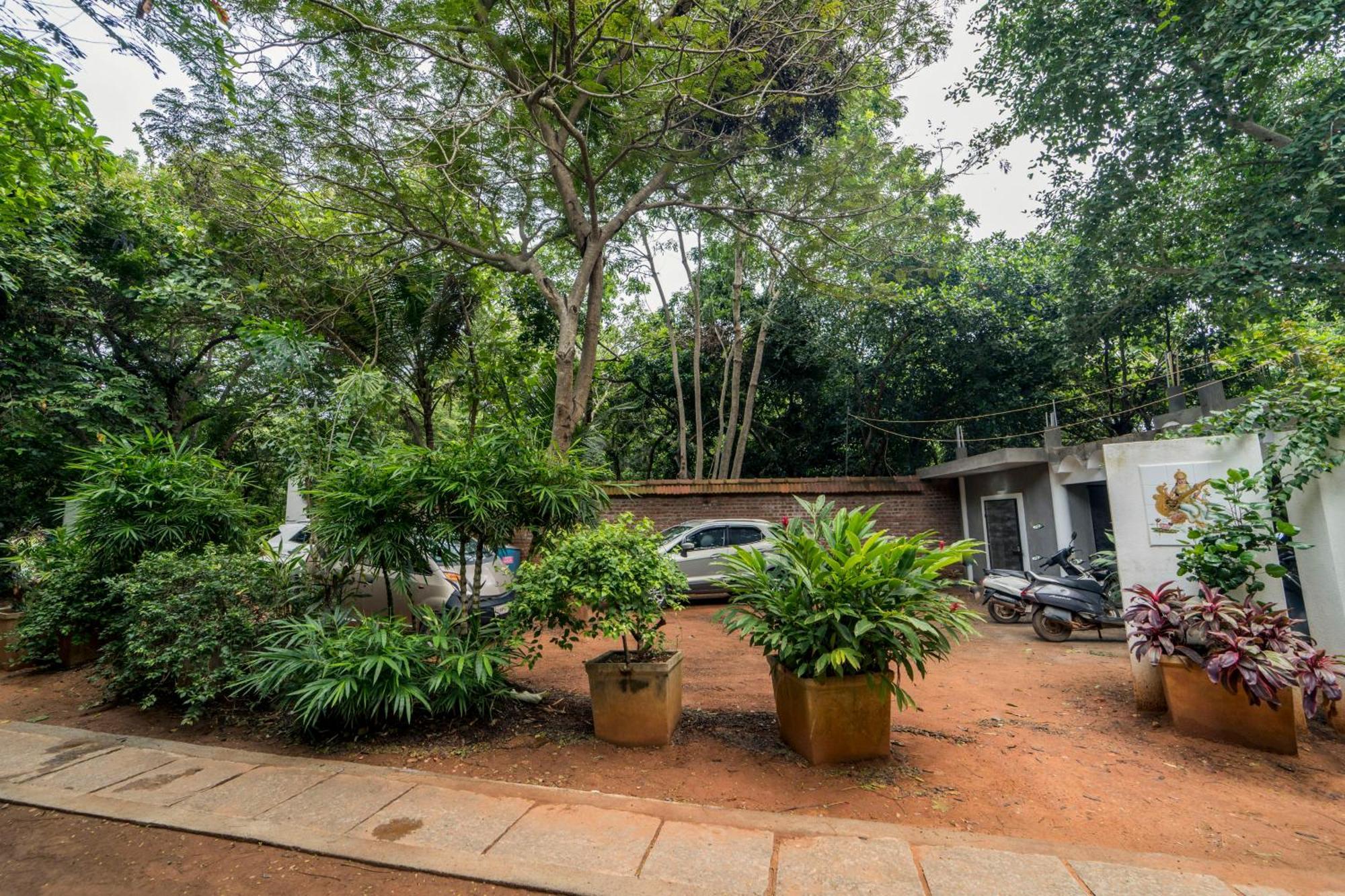 Gaia'S Garden Guest House Auroville Luaran gambar