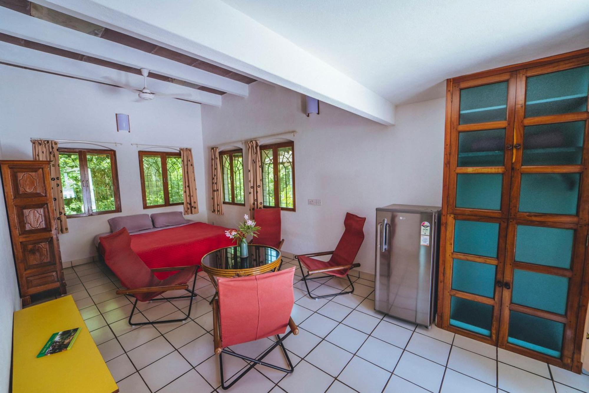 Gaia'S Garden Guest House Auroville Bilik gambar