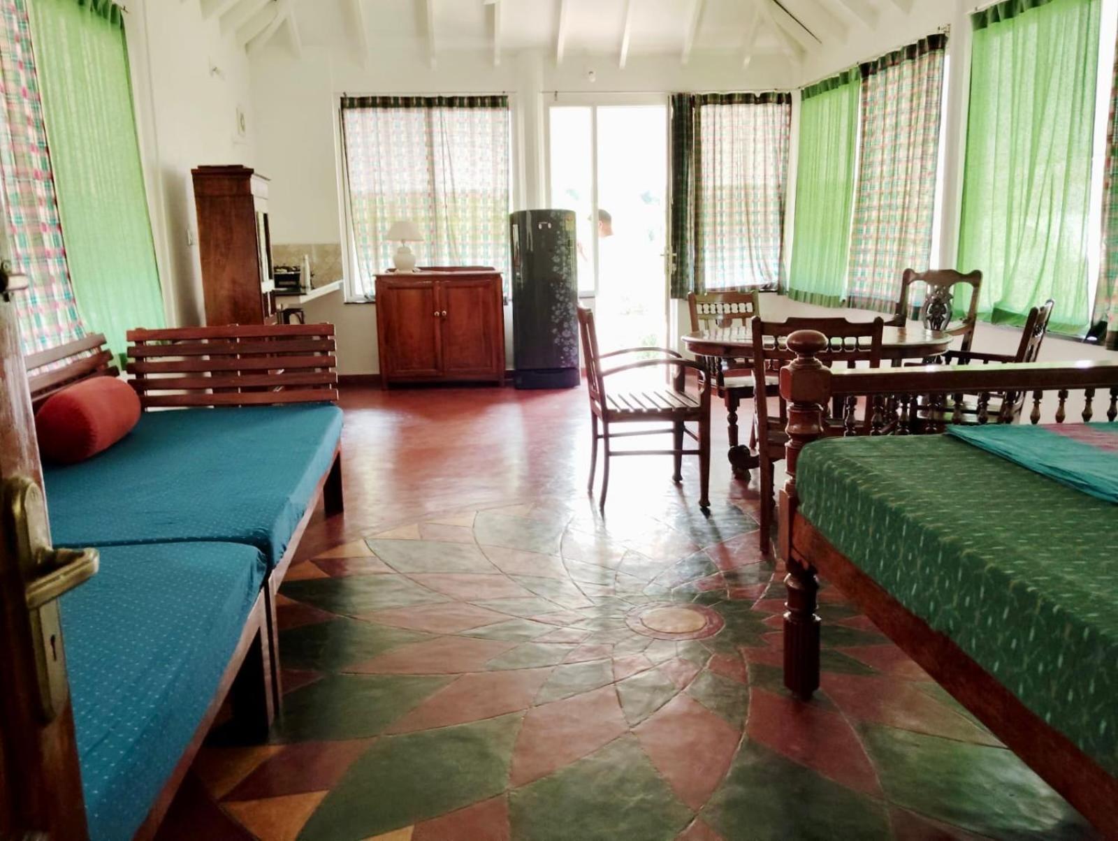 Gaia'S Garden Guest House Auroville Luaran gambar